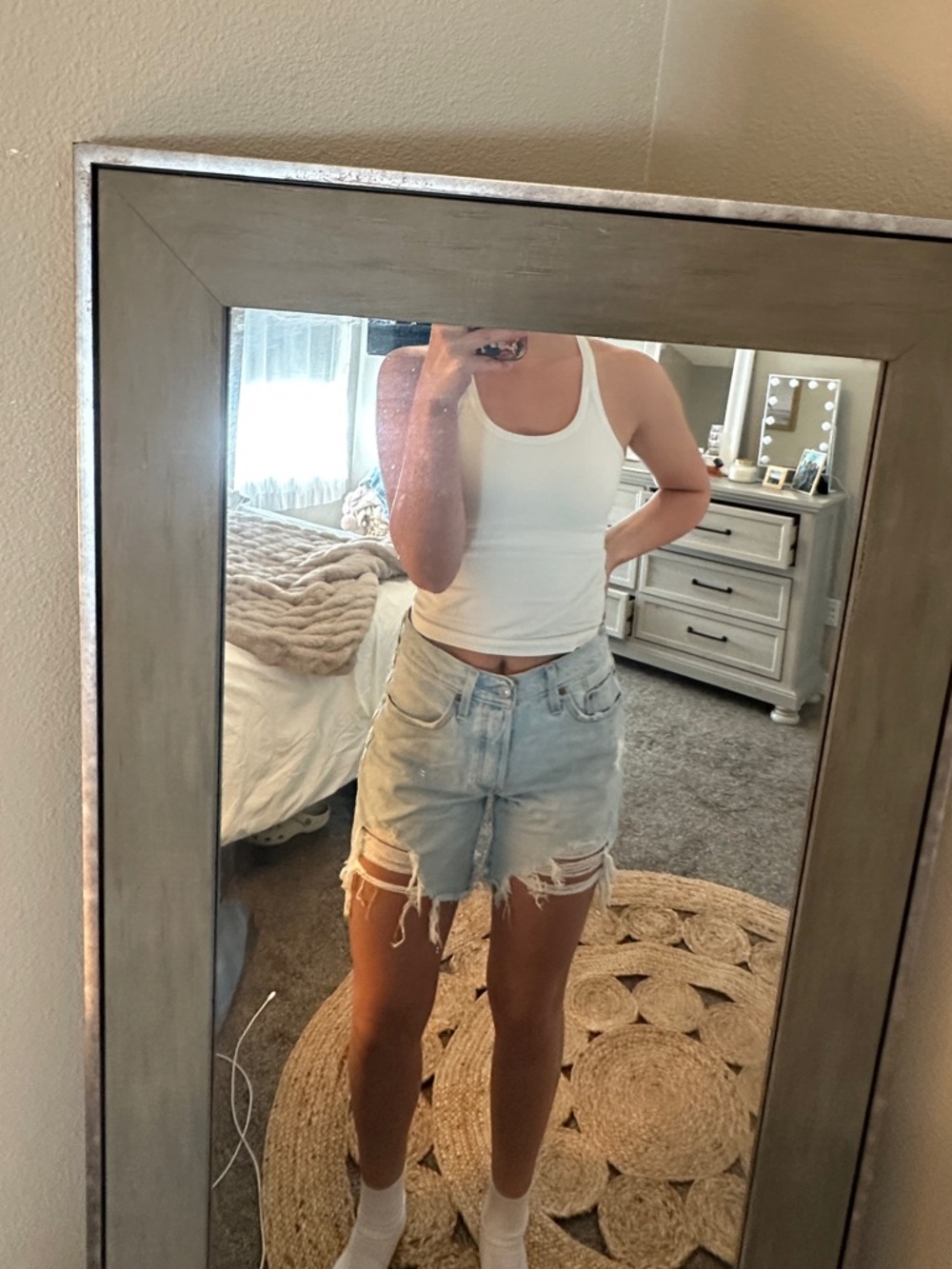 Levi’s Distressed Denim Shorts - Women's - Picture 3 of 6
